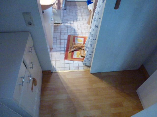 Mittlere Ebene, vor Bad