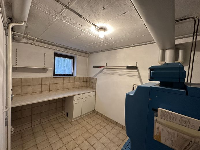 Großzügiges - freistehendes - Einfamilienhaus mit Garten - Privatverkauf ohne Maklerprovision – Waschküche (UG)