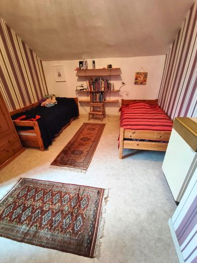 Wohnen in Bestlage: Stilvolle Doppelhaushälfte in der BASF-Kolonie – Schlafzimmer (2) OG