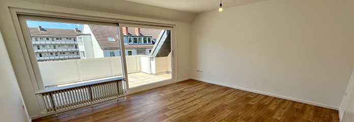 Erstbezug! Renovierte 4-Zi.-Wohnung mit Balkon in Schwachhausen