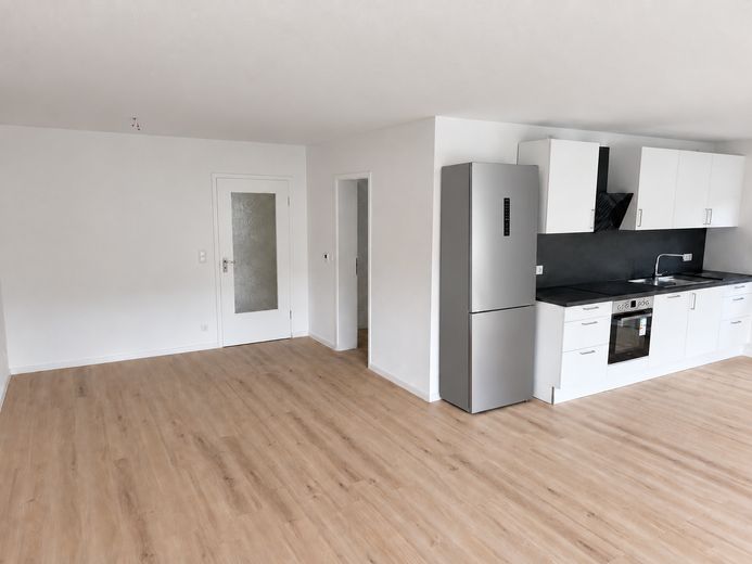 Logements de 3 à 4 pièces à Vallendar – nouvelle cuisine, 2 salles de bains, loggia, garages – Photo 3
