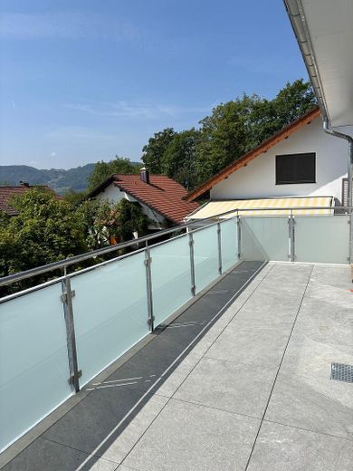 Wunderschöne - 4 Zimmer-Dachwohnung – Foto 2