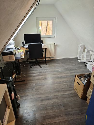 Casa unifamiliare indipendente "Per ognuno una stanza propria" – Dachboden Zimmer 1