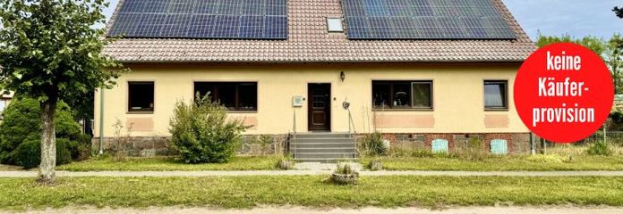 HORN IMMOBILIEN ++ Nadrensee में एकल-परिवार का घर, पर्याप्त जगह, बड़ा बगीचा, चिमनी और PV सिस्टम के साथ।