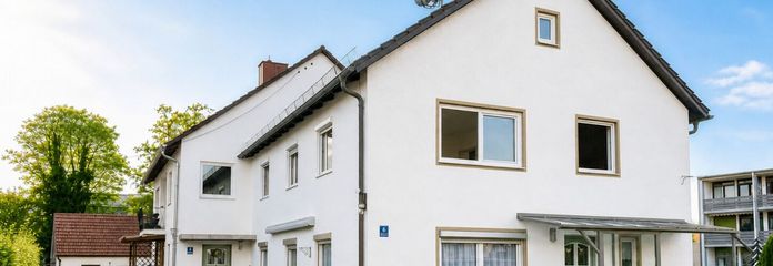 Die großzüge Außenanlage samt Haus