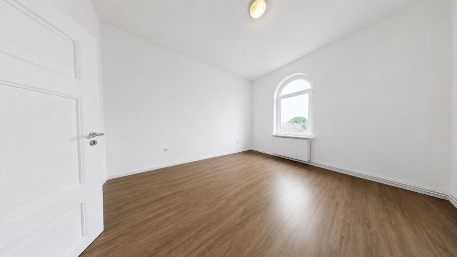 Helle 5-Zimmer-Wohnung im 1. OG – renoviert, neue Küche, Vollbad, Keller – Foto 5