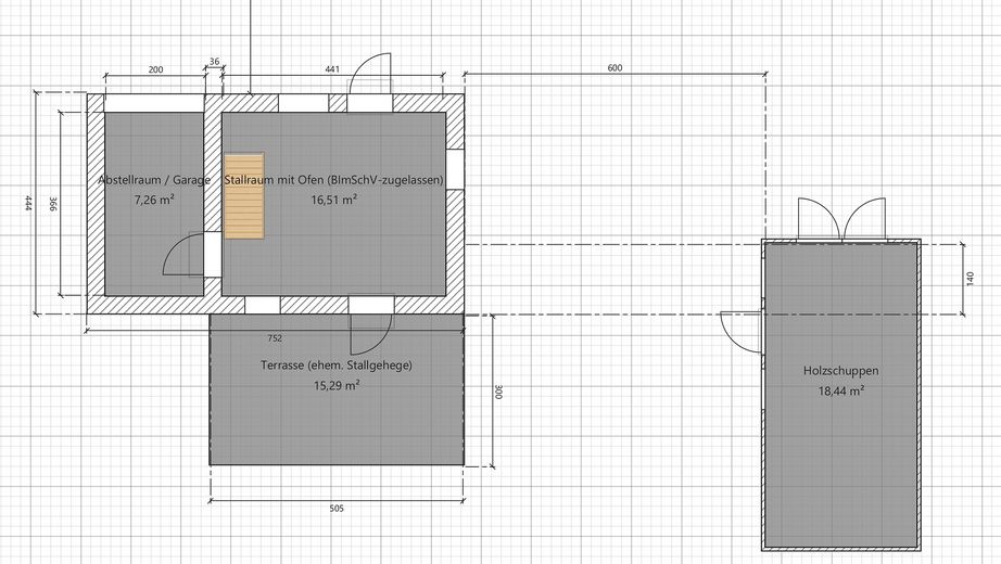 Charming country house with living basement, large garden, workshop, two verandas, hobby stable – Skizze Stall & Holzschuppen
