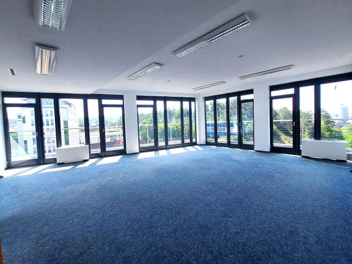 PROVISIONSFREI | Office Center | VIELSEITIG NUTZBAR | MODERN & HOCHWERTIG  | diverse Flächen – Foto 3
