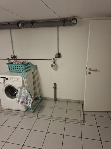 Stellplatz Waschm./Trockner
