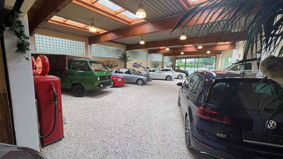 Autohaus – Foto 18