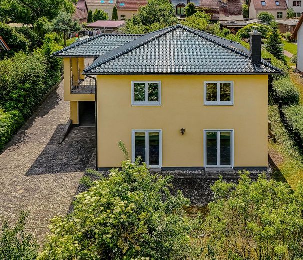 Blick aus dem Garten