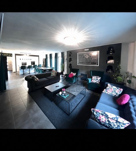 Einfamilienhaus| Außergewöhnlicher Atrium-Bungalow | A+ Energieeffizienz | barrierearm | von PRIVAT – Foto 4