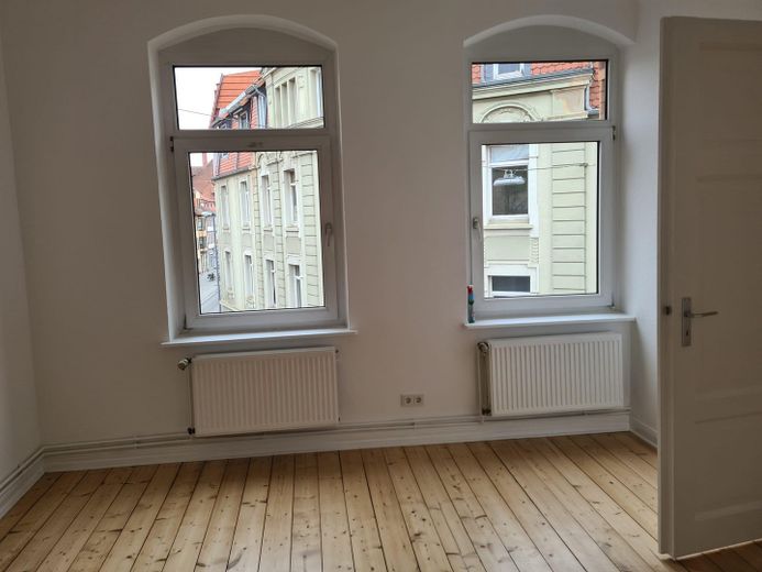 Neu sanierte, wunderschöne Altbauwohnung in zentraler Lage – Zimmer 2