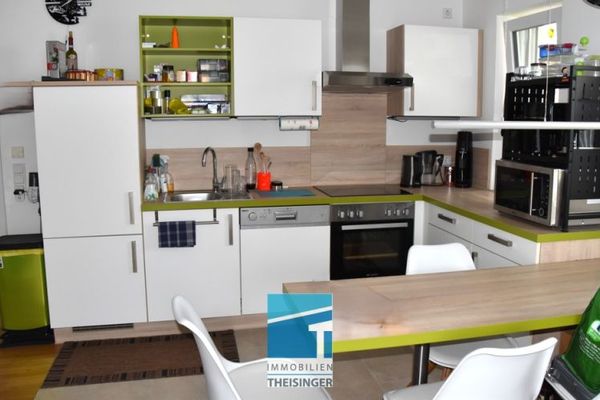 Moderne 2-Zimmer-Wohnung mit Einzelgarage in kleiner Wohnanlage in Manching!!