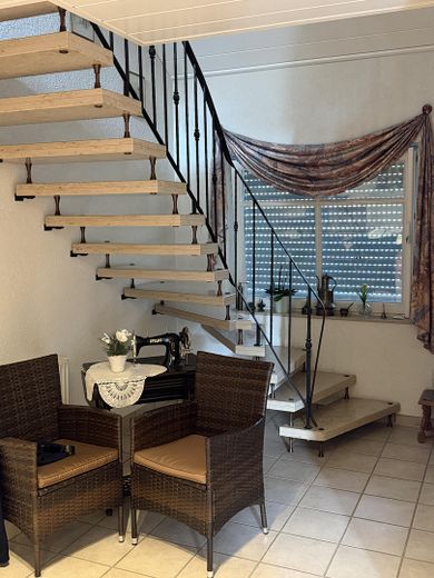 Migliore posizione alla periferia della città, una casa sorprendente, materiali pregiati incorporati – Foto 14