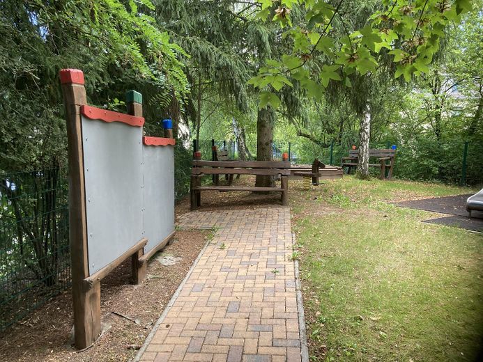 Appartamento di 2 locali con splendida vista sul verde – Spielplatz
