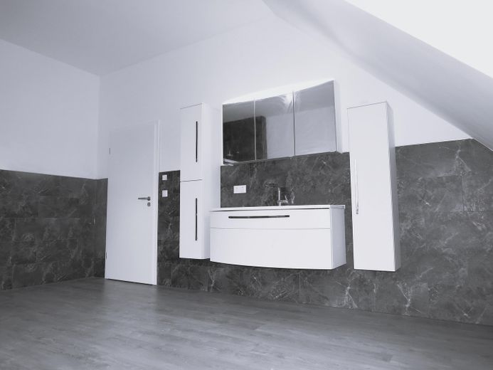 Modernes KFW 55 Einfamilienhaus – Bad