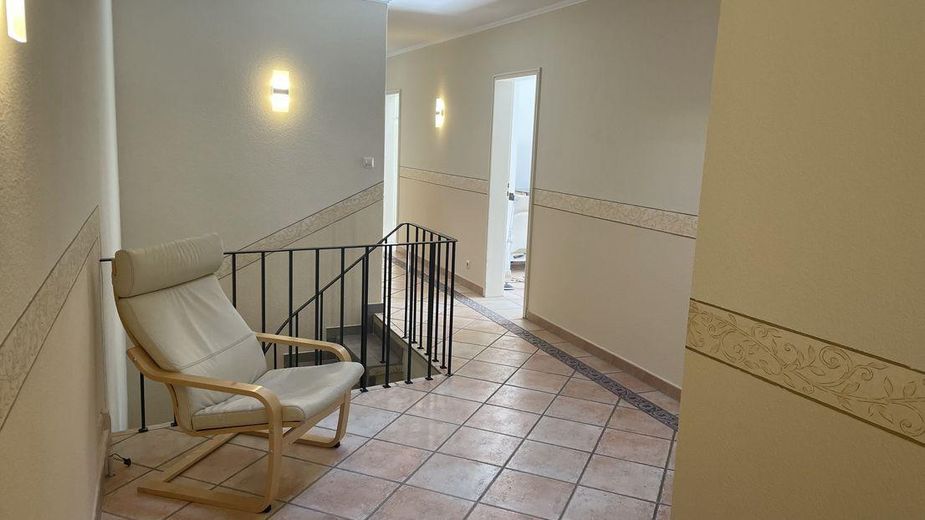 Casa invece di appartamento! Abitare spazioso su un unico livello – Flur