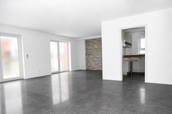 Moderno appartamento di 3,5 locali con terrazza a Offenburg