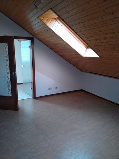 DG Durchgangszimmer