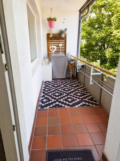 Großzügige 3-Zimmer-Wohnung mit modernem Wohnambiente und Balkon – Foto 7