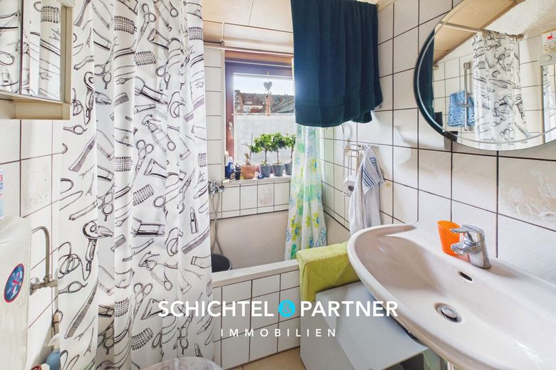 Hastedt | Vermietetes Reihenmittelhaus im beliebten "Klein Mexico" – S&amp;P | Badezimmer