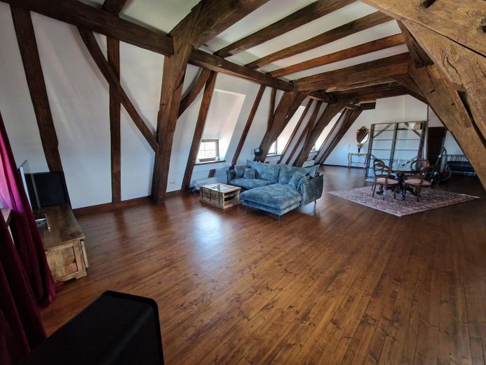 Wohnen im Schloss Neufra auf 95m² 2 Zimmer möbliert – Wohnzimmer