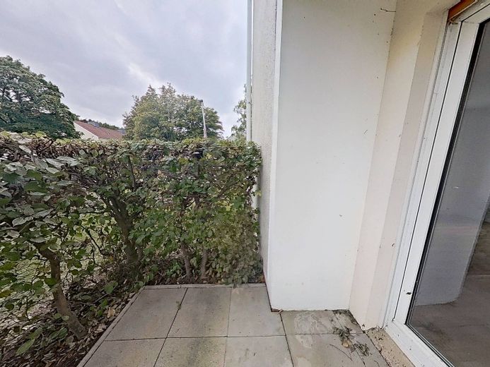Helle 2-Zimmer-Whg. mit TERRASSE und Wannenbad – Ansicht I: Terrasse