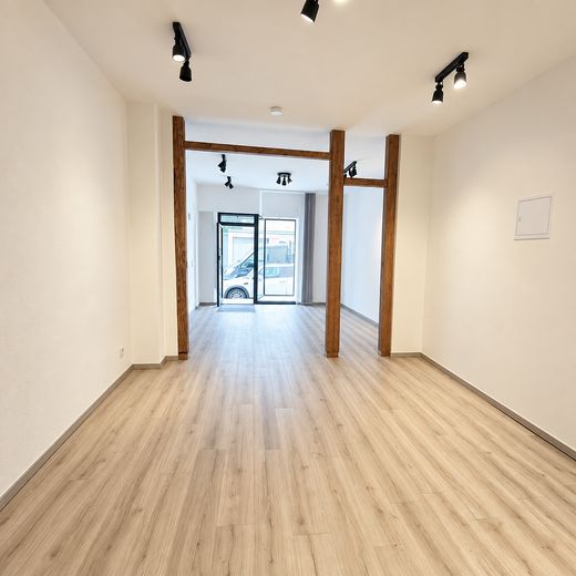 **Ihre neue Geschäftsadresse im Herzen von Essen** Attraktive 63qm Bürofläche in zentraler Lage – Gewerbeeinheit