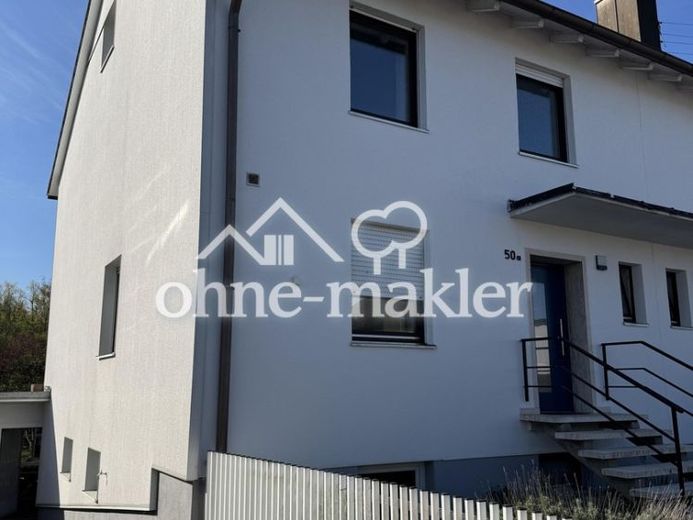 Casa bifamiliare con giardino da sogno e vista libera – 160 m², terreno di 500 m², Neu-Esting – Foto 1