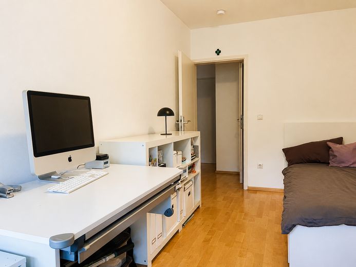 Großzügige Dachterrassenwohnung mit zusätzlichem Balkon in Haar – ...oder Homeoffice