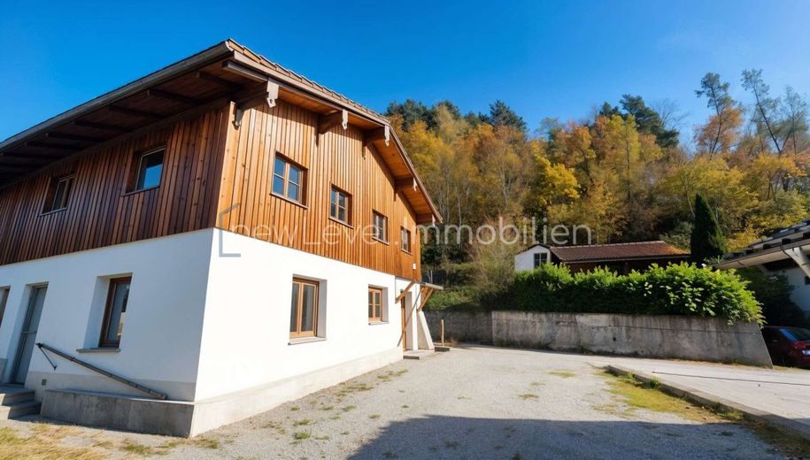 Platz für Visionen! Historisches Bauernhaus mit Scheune - Dein Projekt im Grünen! – Ansicht von vorne, Fertigstellung visualisiert (KI)