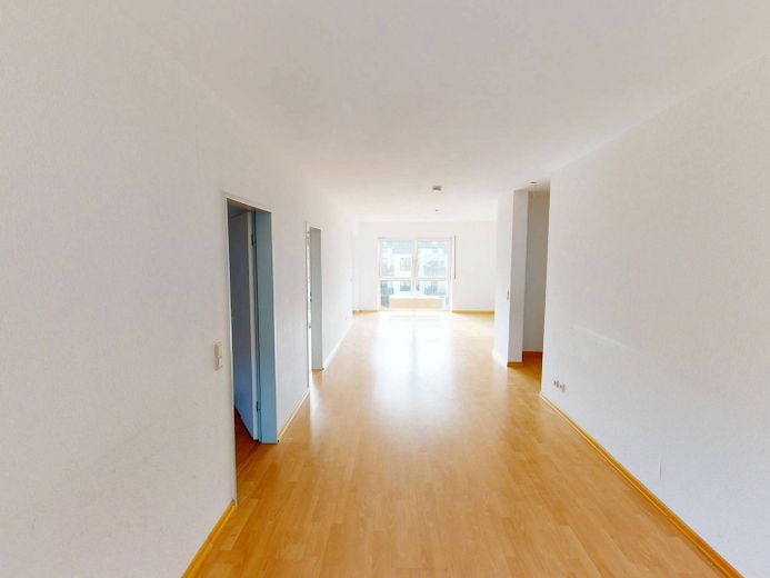 Großzügig gestaltete 3-Zi.-Whg. mit sonnigem BALKON in Troisdorf-Spich – Ansicht I: Wohn- und Esszimmer
