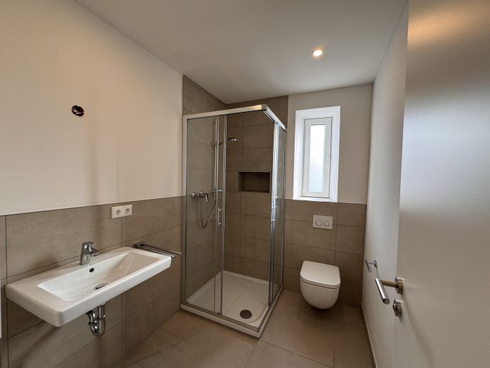 Modern, renovated 2.5-room apartment on the ground floor in Augsburg-Göggingen – Foto 6