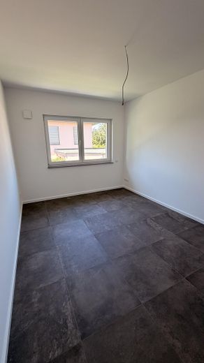 Neubau-DHH in Magdeburg-Diesdorf / familienfreundlicher Garten / Photovoltaik / 2 Stellplätze – Kinderzimmer