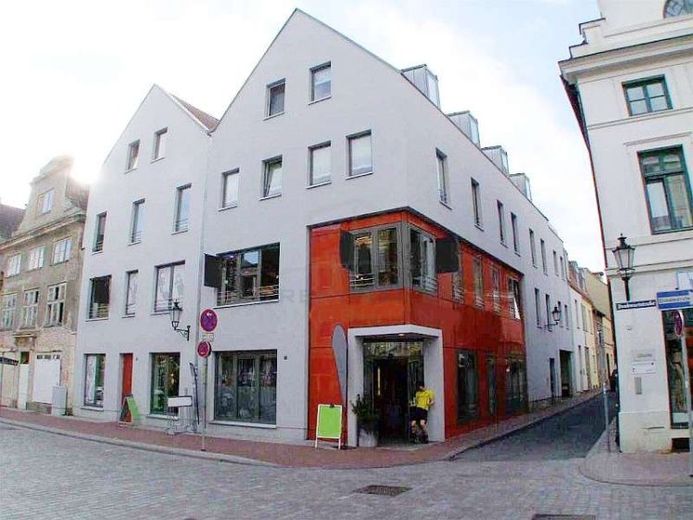 Tipp!!! werbewirksames, helles, Eckgeschäft in Citylage, vielseitig nutzbar, barrierefrei – Foto 1