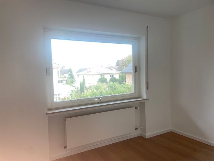 1-FH in sensationeller Feldrandlage – 3. Schlafzimmer o. Büro
