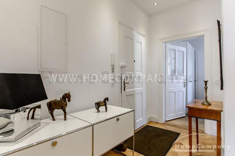 Schöne, hochwertige möblierte 4-Zimmer-Altbauwohnung mit Balkon in Schwabing – 165d7d95fa9993163205f5895dda4d88b76b91ca.jpg