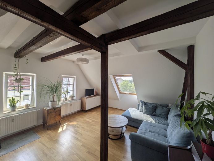 Dachgeschosswohnung mit Loggia | Einbauküche | Seenähe | bezugsfrei | provisionsfrei – Foto 5