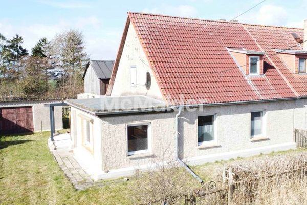 Gepflegte Doppelhaushälfte mit Garten, Garage und Freistellplatz in Divitz-Spoldershagen