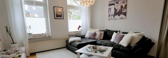 Ruim 4-kamermaisonettewoning met tuin op een mooie locatie in Rendsburg – Wohnzimmer