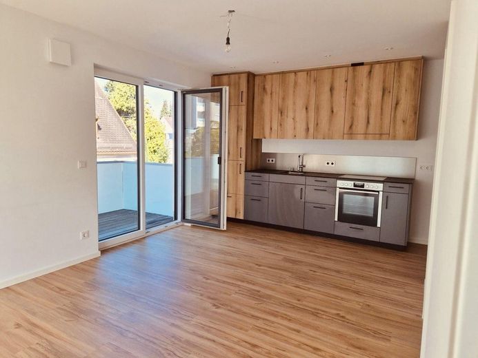 1,5 Zimmer Wohnung, EBK, Balkon, TG Stellplatz – Фото 4