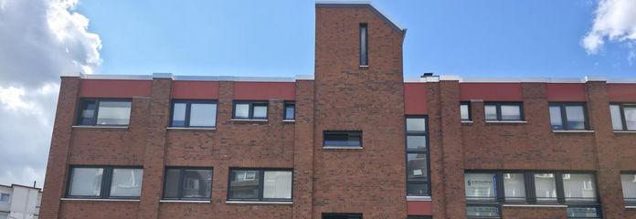 Großzügige Büroeinheit mit Umwandlungsoption in eine ETW in Bergedorf – Außenansicht