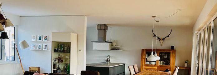 Wohn-/Esszimmer Küche