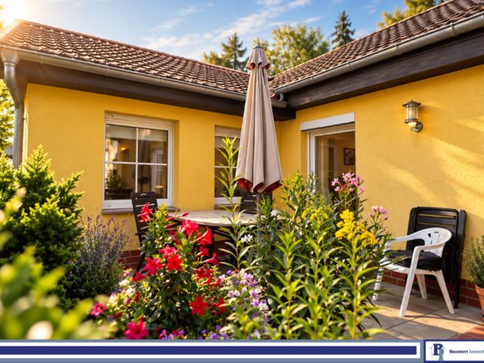 Wohnen im Grünen: Gemütlicher Bungalow mit Terrasse und Carport in Mahlsdorf-Süd – Foto 1