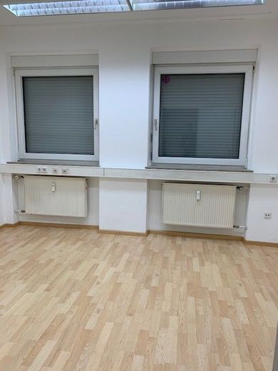 Renovierte Büroflächen,Schulungsräume in Neu-Ulm im  Gewerbegebiet – BG0160_Büros