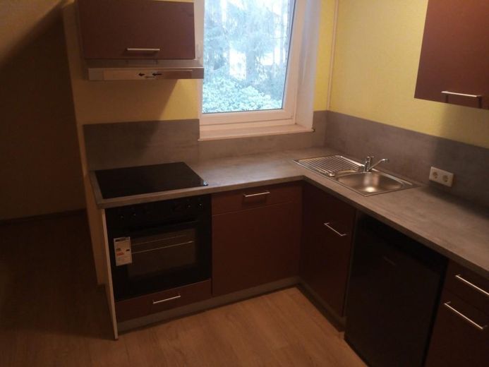 Küche mit Einbauküche neu