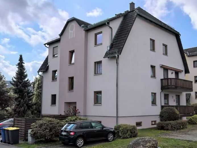 Ihr neues Zuhause unterm Dach: Gemütliche 2-Zimmer-Wohnung mit Balkon in ruhiger Lage – फोटो 1
