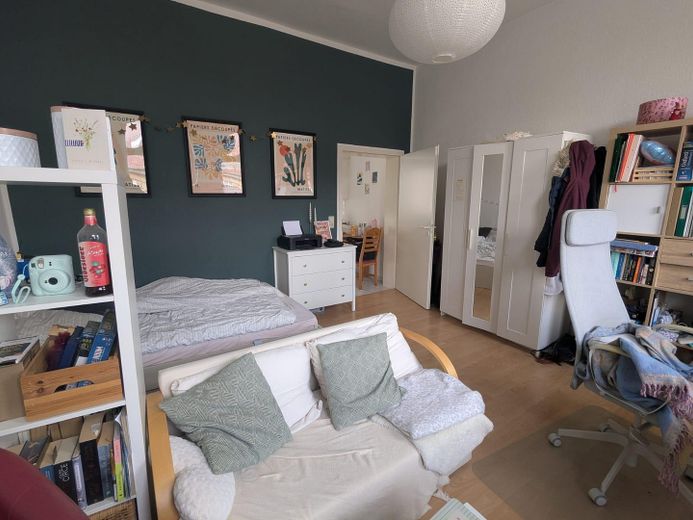 große 1 Zimmer Wohnung, zentral gelegen im 1. OG (BL.5) – Foto 2