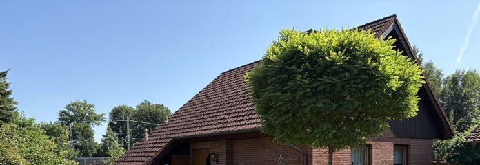 Hausansicht vom Eingang 
